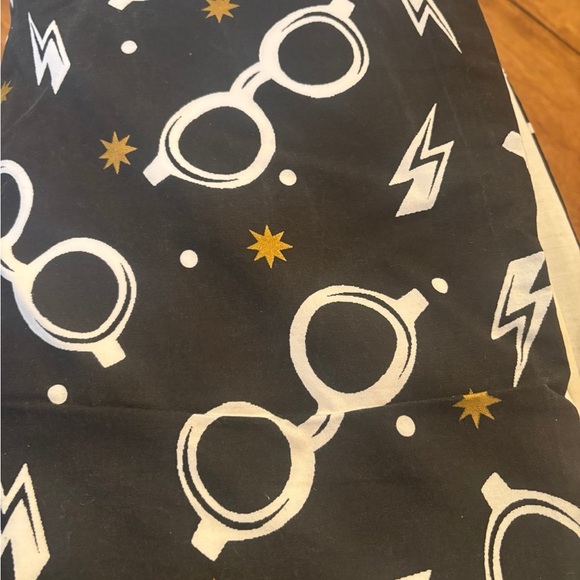 Bedding - Picture 4 of 4